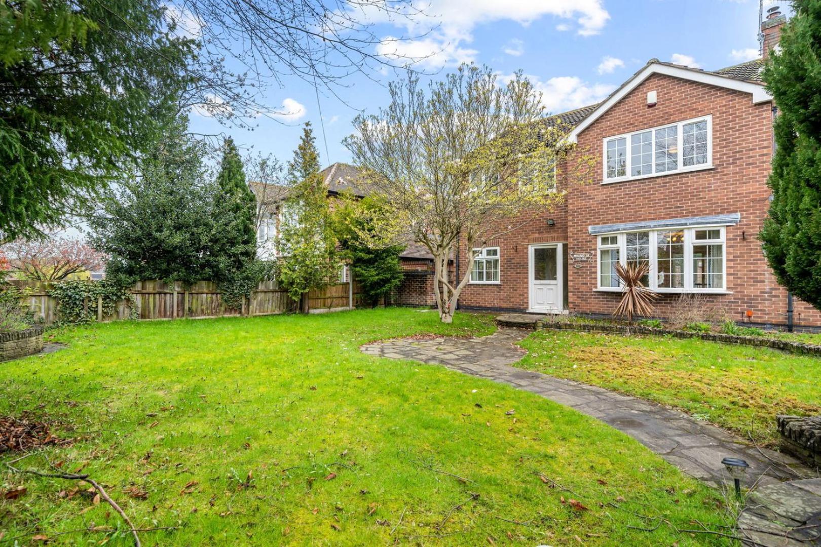 Bramcote Lane Spacious 5 Bedroom House * Nottingham